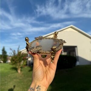 ✨Vintage Frosted Glass & Brass Ormolu Cherub Leaf Dish✨